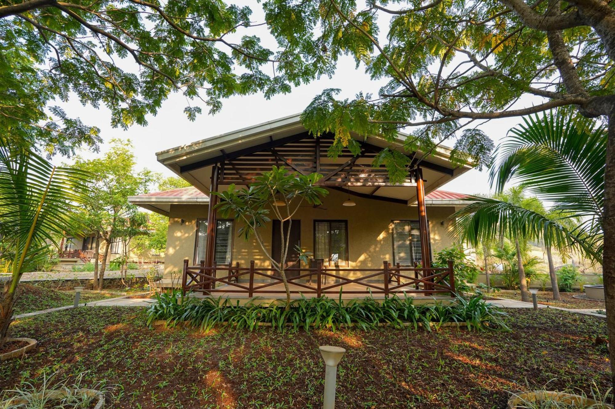 E&G Green Courts Resort At Koroli Hill Station Nashik Esterno foto