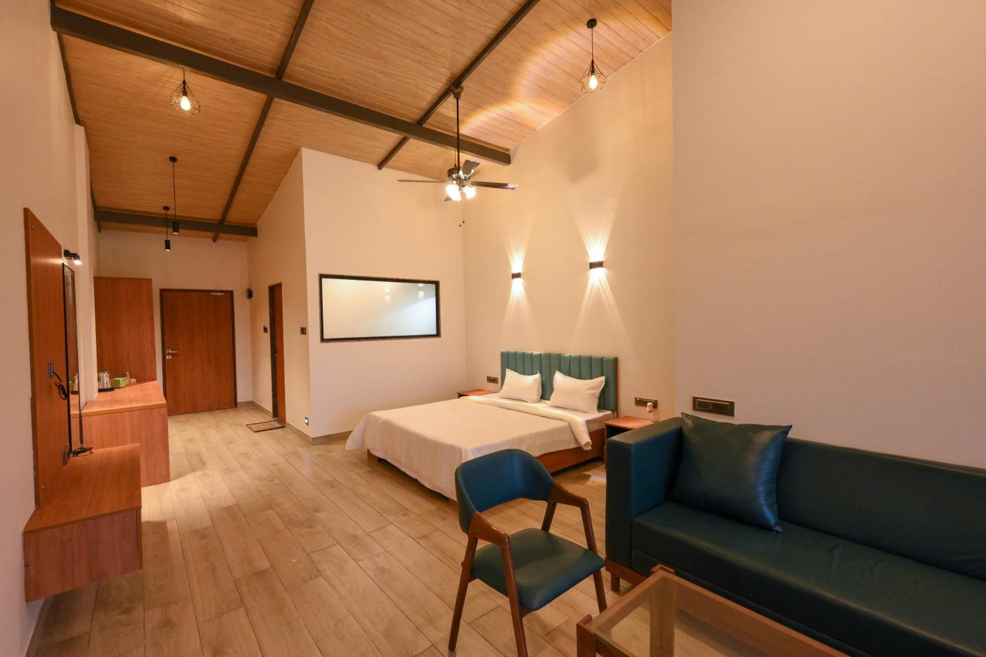 E&G Green Courts Resort At Koroli Hill Station Nashik Esterno foto